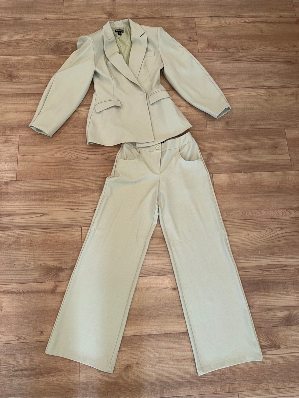 PrettyLittleThing sage Tailored Blazer & Wide-Leg Trousers Set